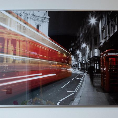 Royal Crossharbour Apartment Londen Buitenkant foto