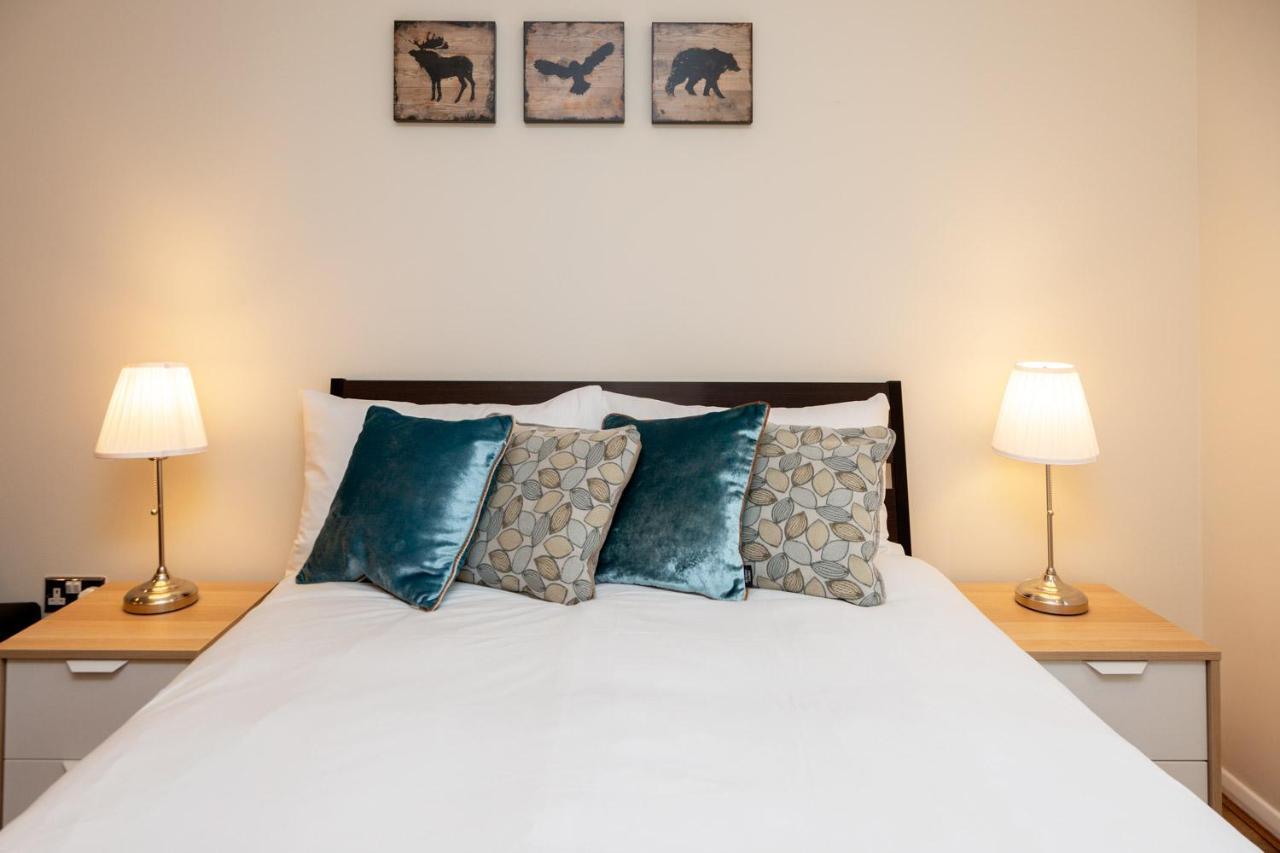 Royal Crossharbour Apartment Londen Buitenkant foto